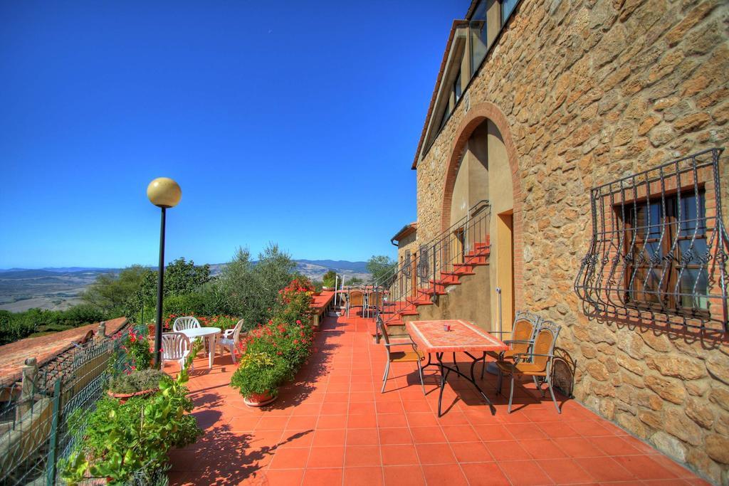 Hotel Residence Villa Rioddi Volterra Exterior foto